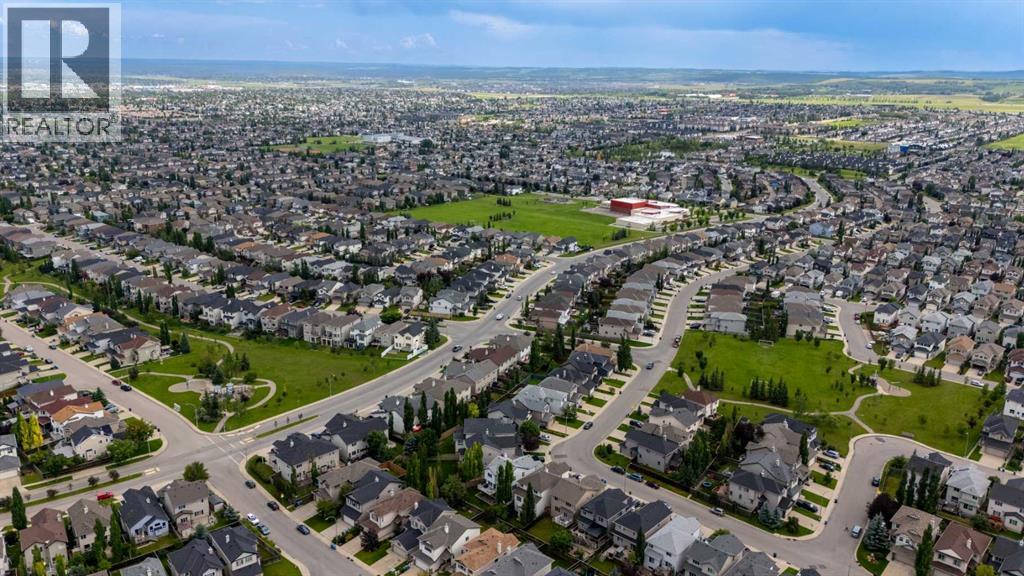 Single Family House for Sale in  Everwoods Close SW Evergreen Calgary 