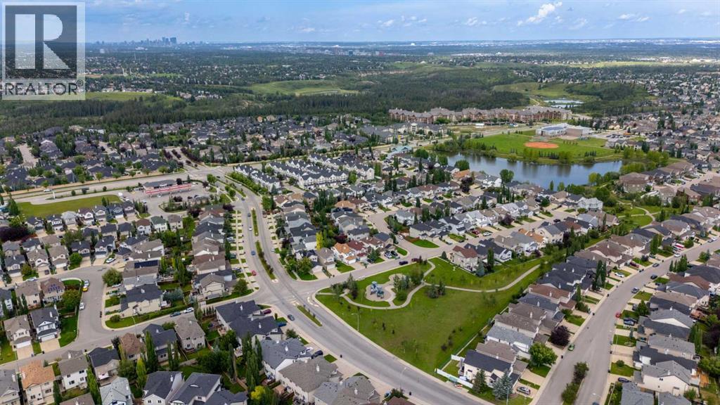 Single Family House for Sale in  Everwoods Close SW Evergreen Calgary 