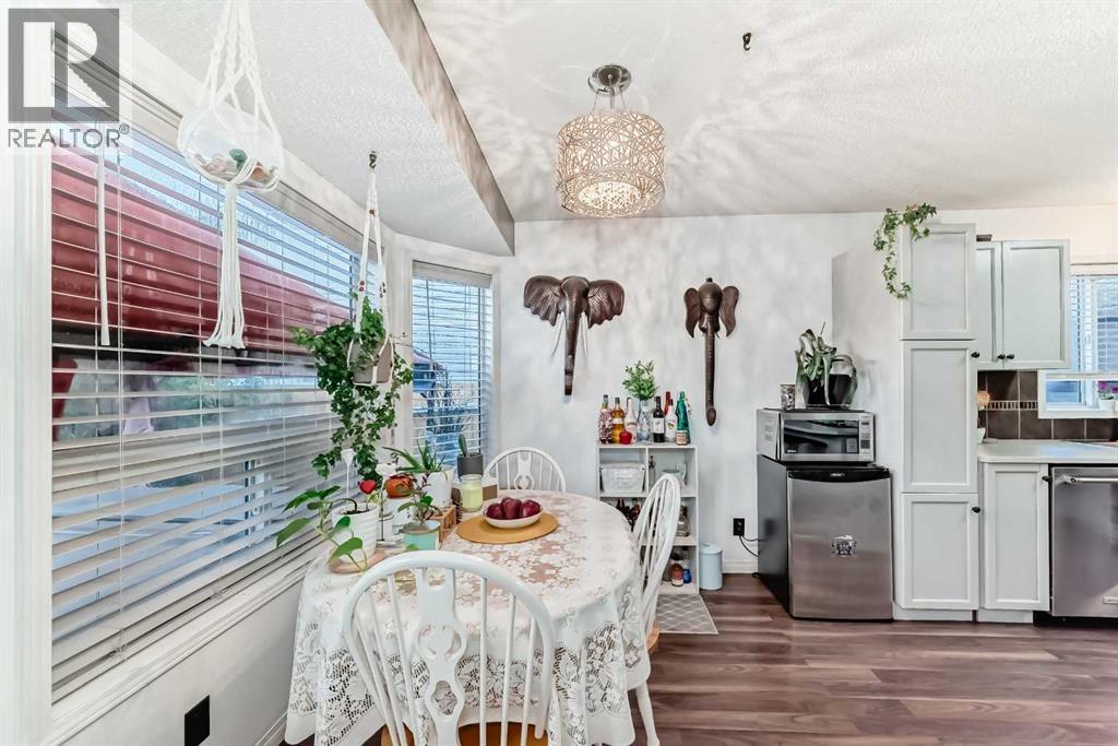 Single Family House for Sale in  Laguna Way NE Monterey Park Calgary 