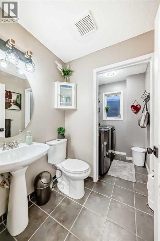 Single Family House for Sale in  Laguna Way NE Monterey Park Calgary 