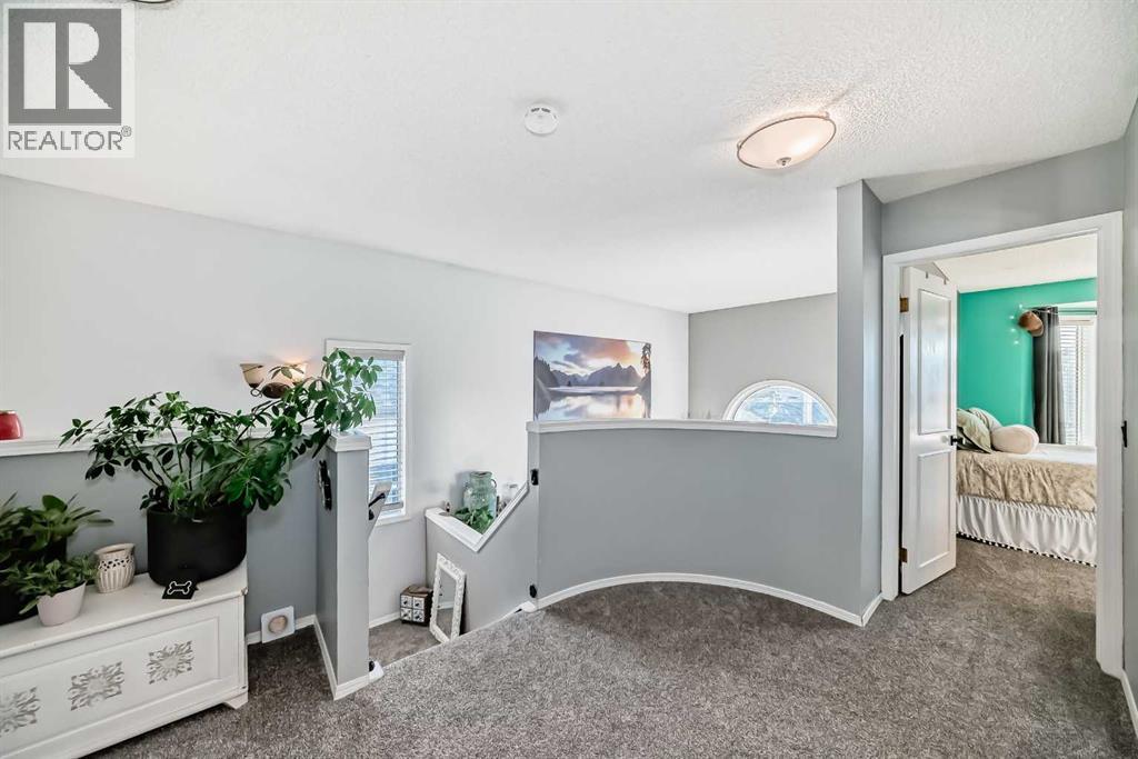 Single Family House for Sale in  Laguna Way NE Monterey Park Calgary 