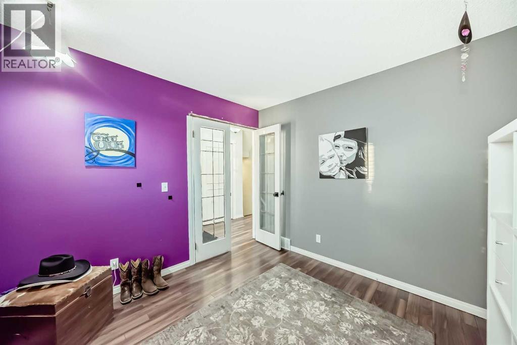 Single Family House for Sale in  Laguna Way NE Monterey Park Calgary 