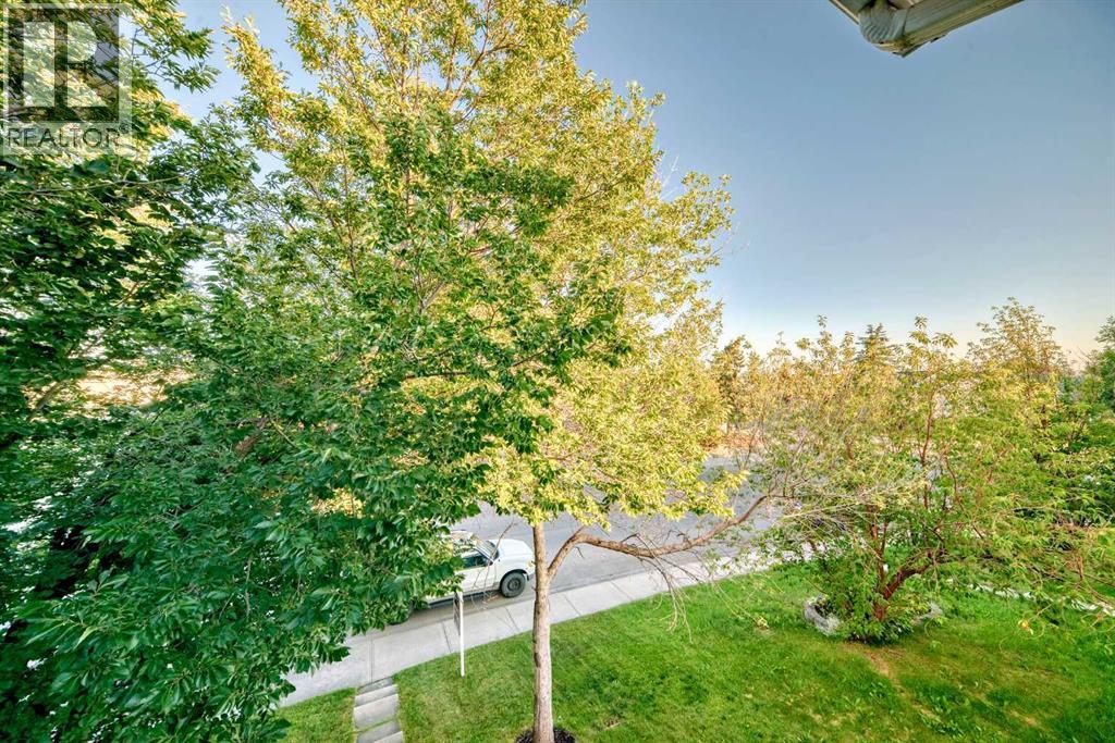 Single Family House for Sale in  Laguna Way NE Monterey Park Calgary 