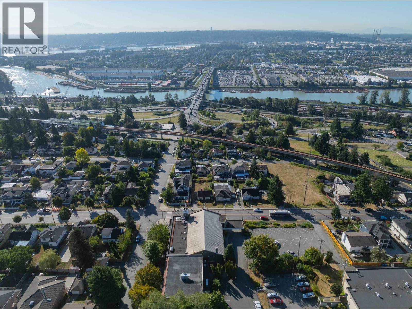 Photo 11 of 2206 Eighth Avenue, New Westminster BC