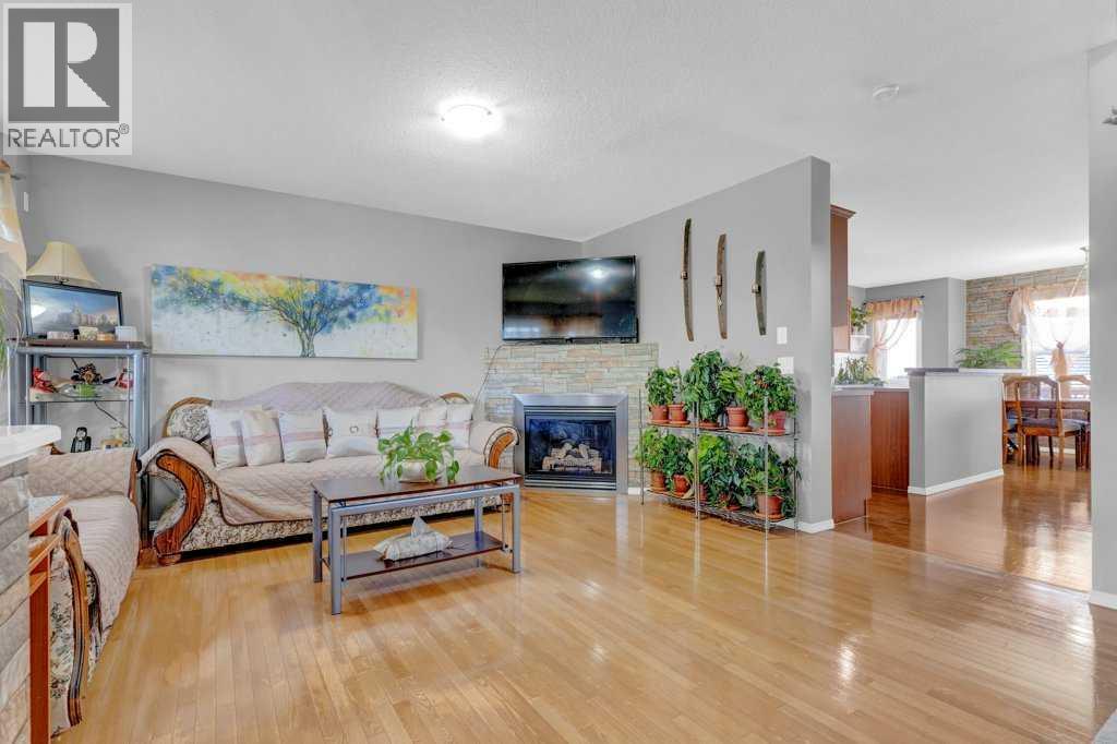 Single Family House for Sale in  Covemeadow Road NE Coventry Hills Calgary 