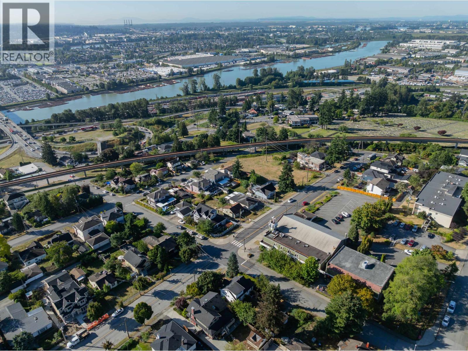 Photo 12 of 2206 Eighth Avenue, New Westminster BC