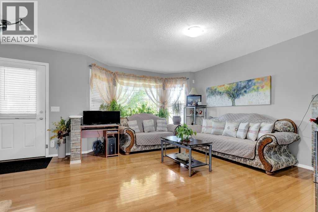Single Family House for Sale in  Covemeadow Road NE Coventry Hills Calgary 