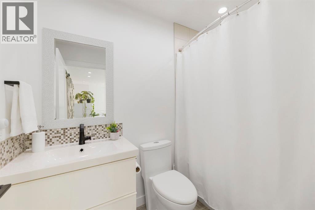 Photo 15 of 419 Millrise Drive Sw, Calgary AB