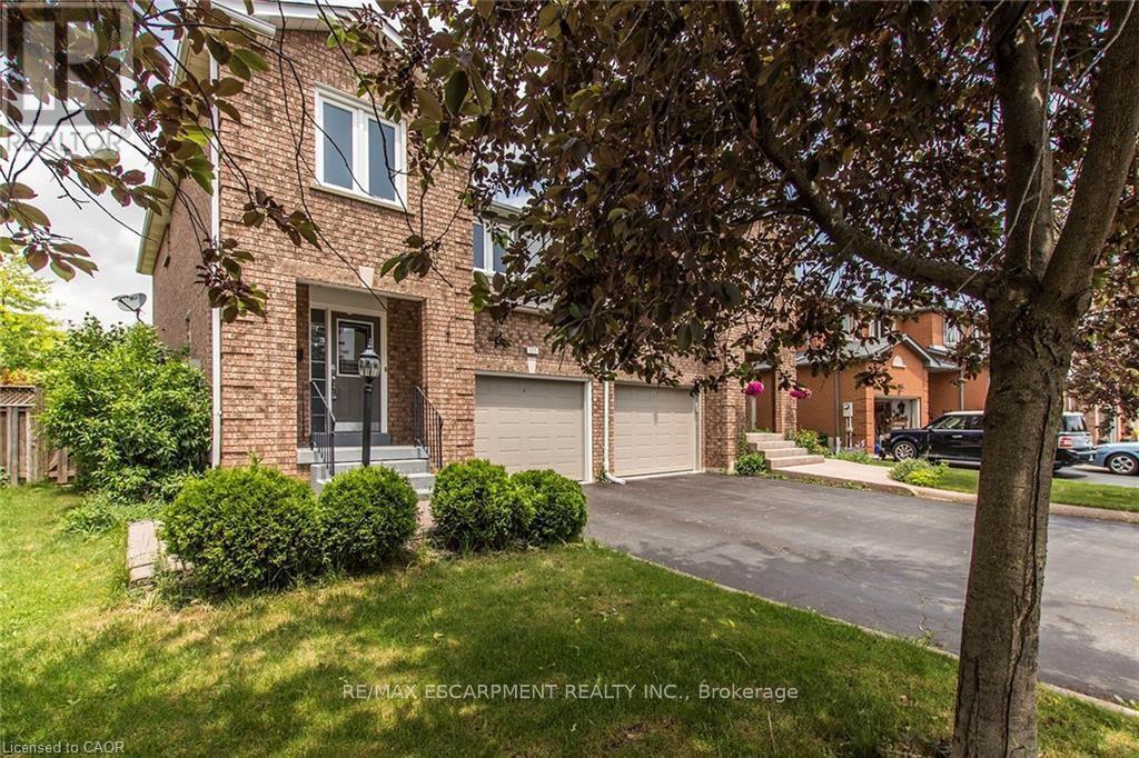 Photo 1 of 125 Hopewell Road, Oakville ON