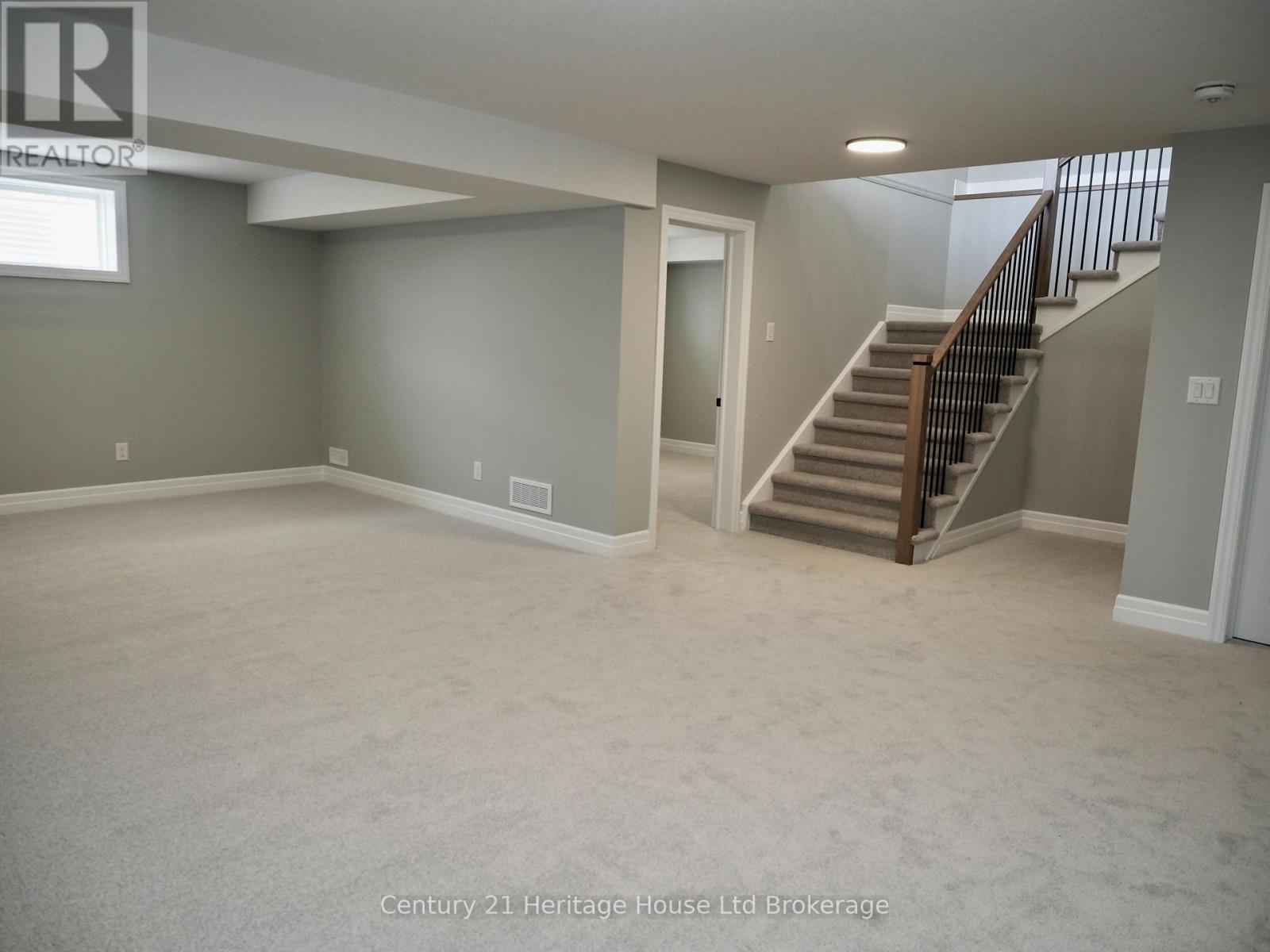 Photo 23 of 9 Sycamore Drive, Tillsonburg ON