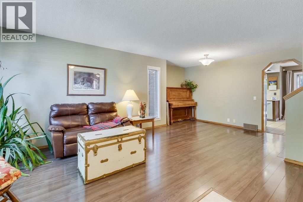 Single Family House for Sale in  Mckerrell Way SE McKenzie Lake Calgary 