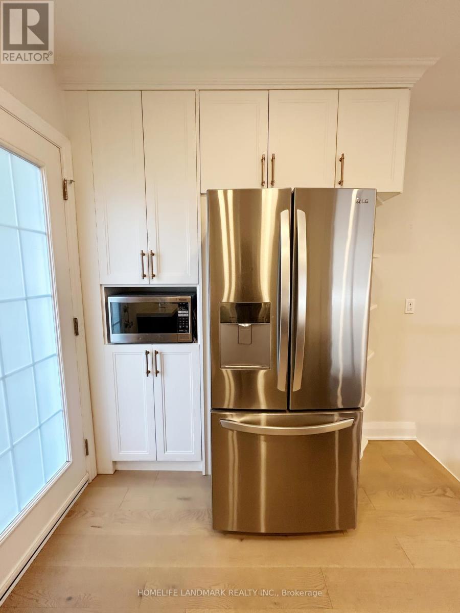 Photo 11 of 111 Greer Road, Toronto ON