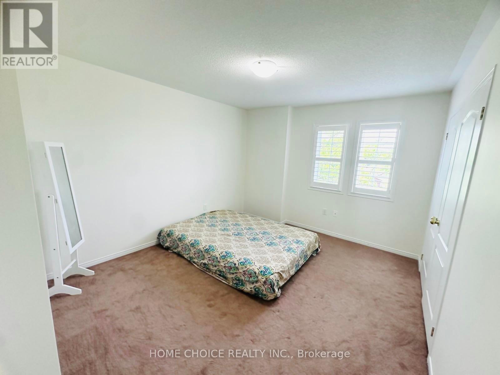 Photo 18 of 1773 Badgley Dr Drive, Oshawa ON