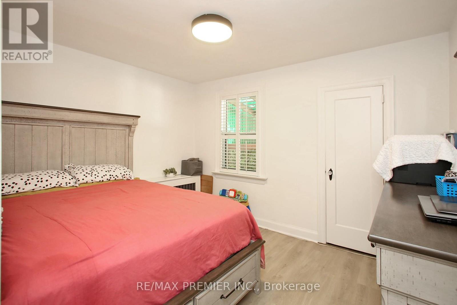 Photo 19 of 624 Mcroberts Avenue, Toronto ON