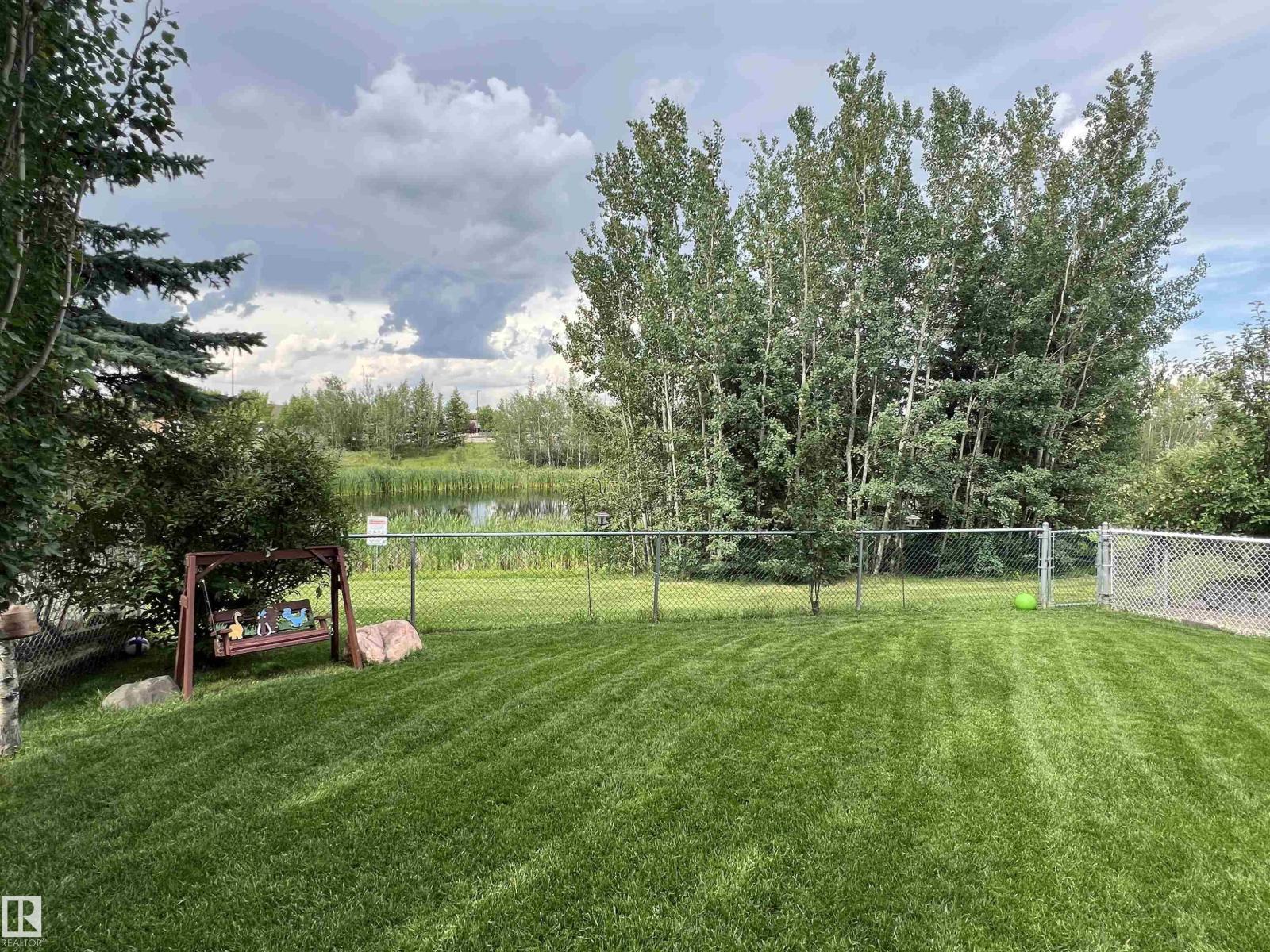Photo 43 of 354 Wild Rose Wy Nw, Edmonton AB