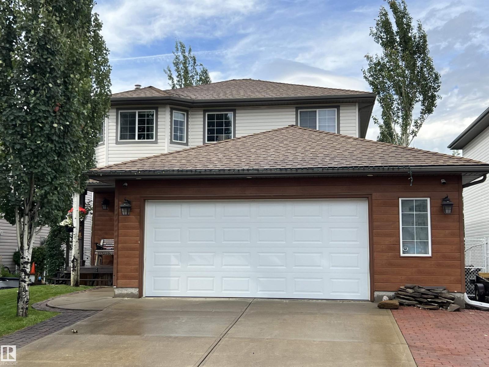 Photo 1 of 354 Wild Rose Wy Nw, Edmonton AB