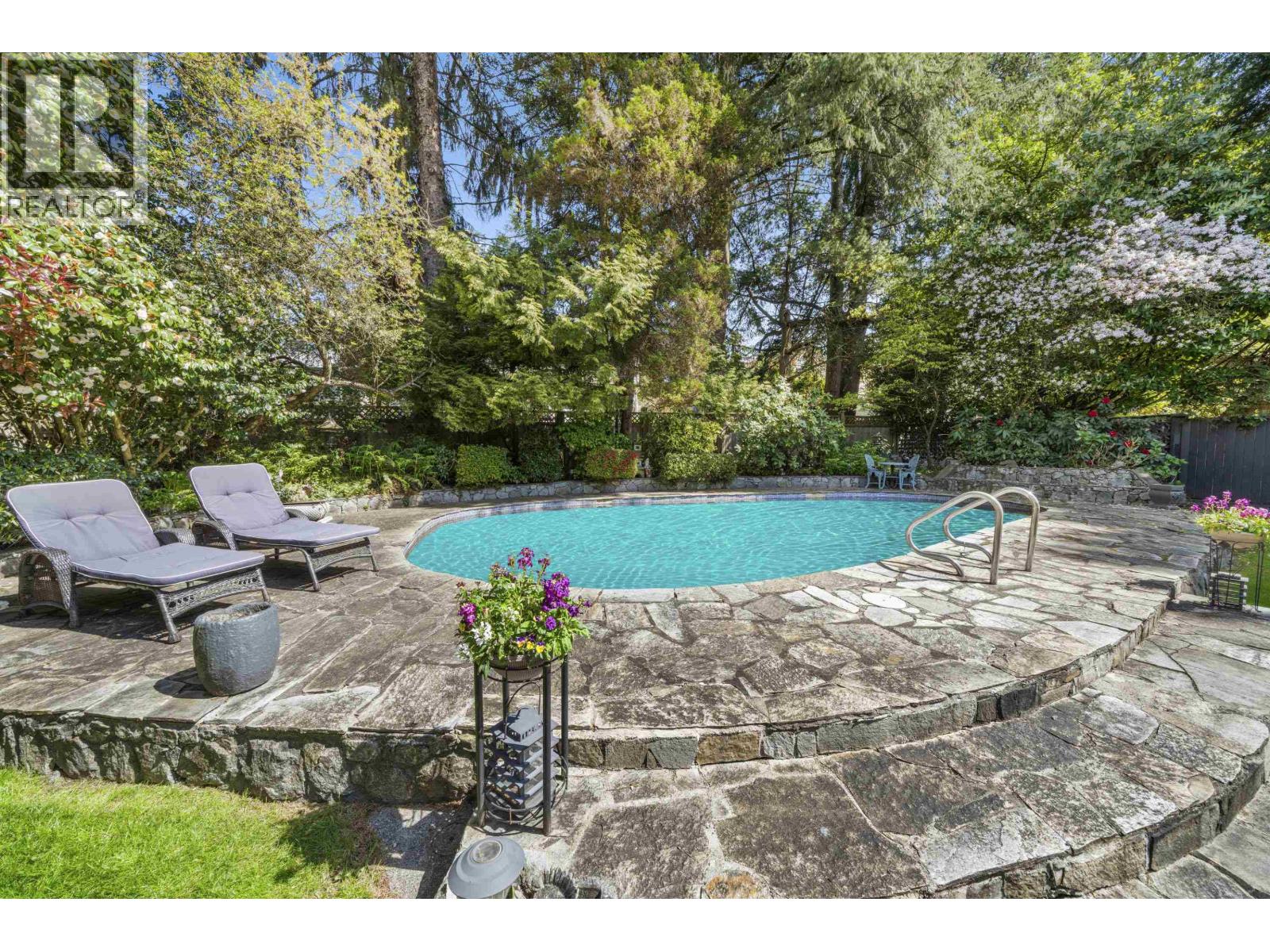 Photo 20 of 605 Victor Street, Coquitlam BC