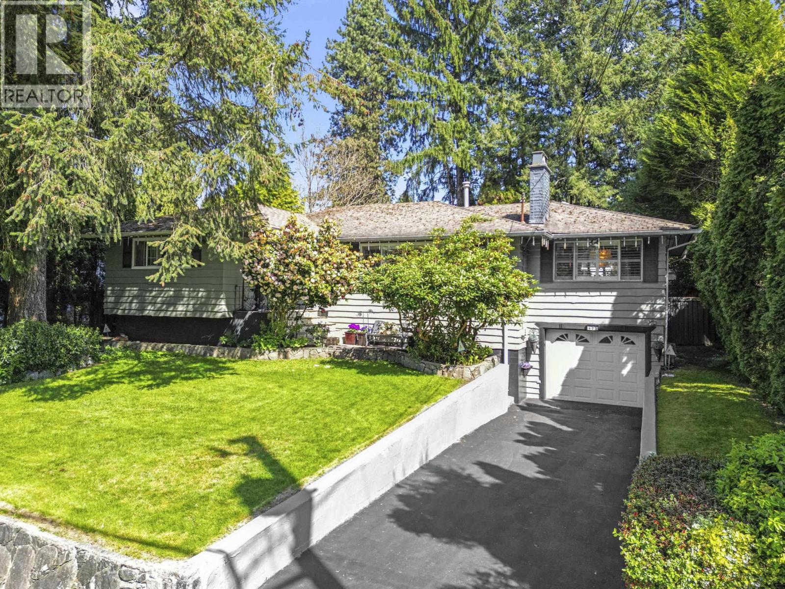 Photo 1 of 605 Victor Street, Coquitlam BC