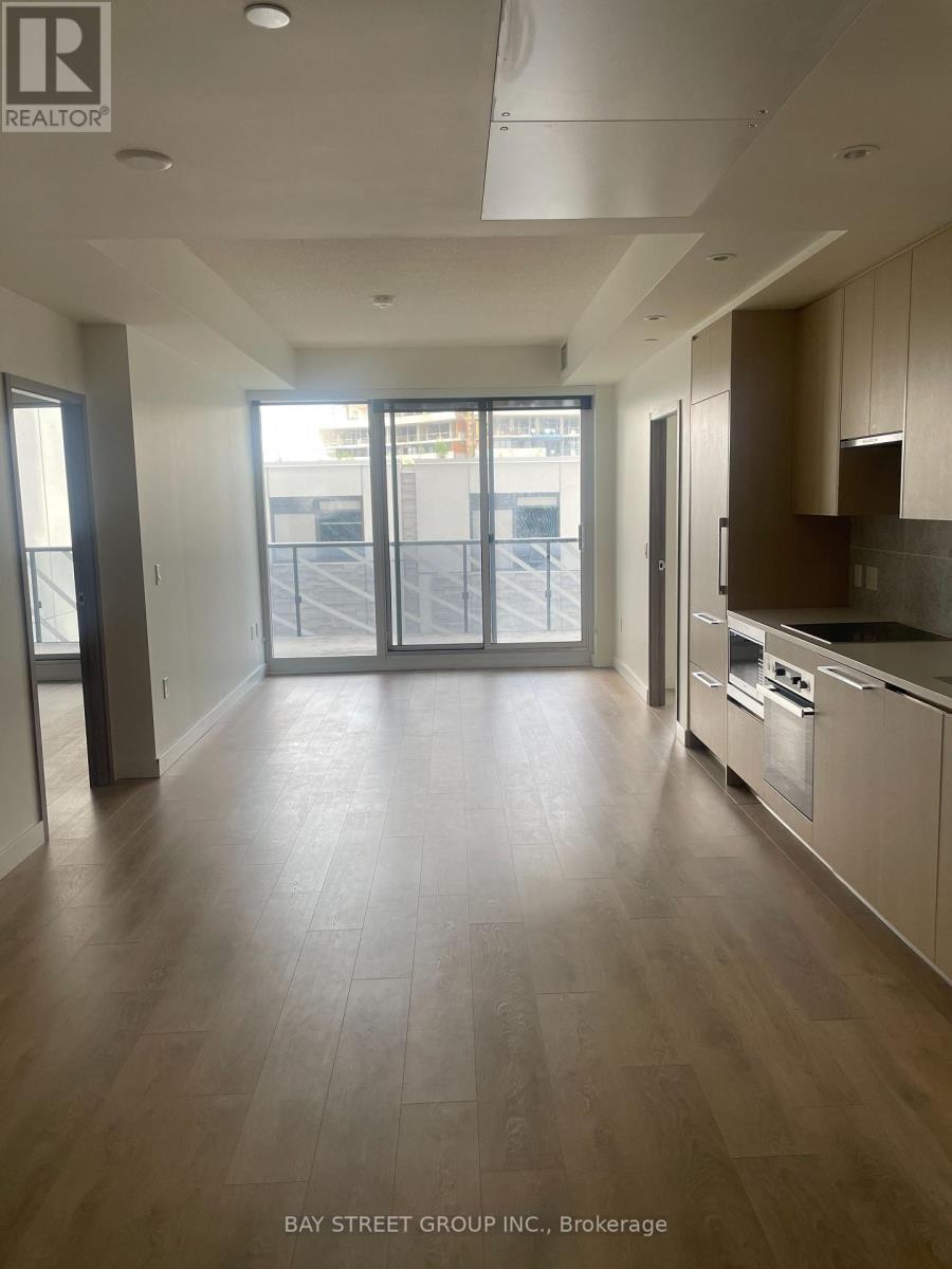 Photo 3 of 507 85 Mcmahon Drive, Toronto ON