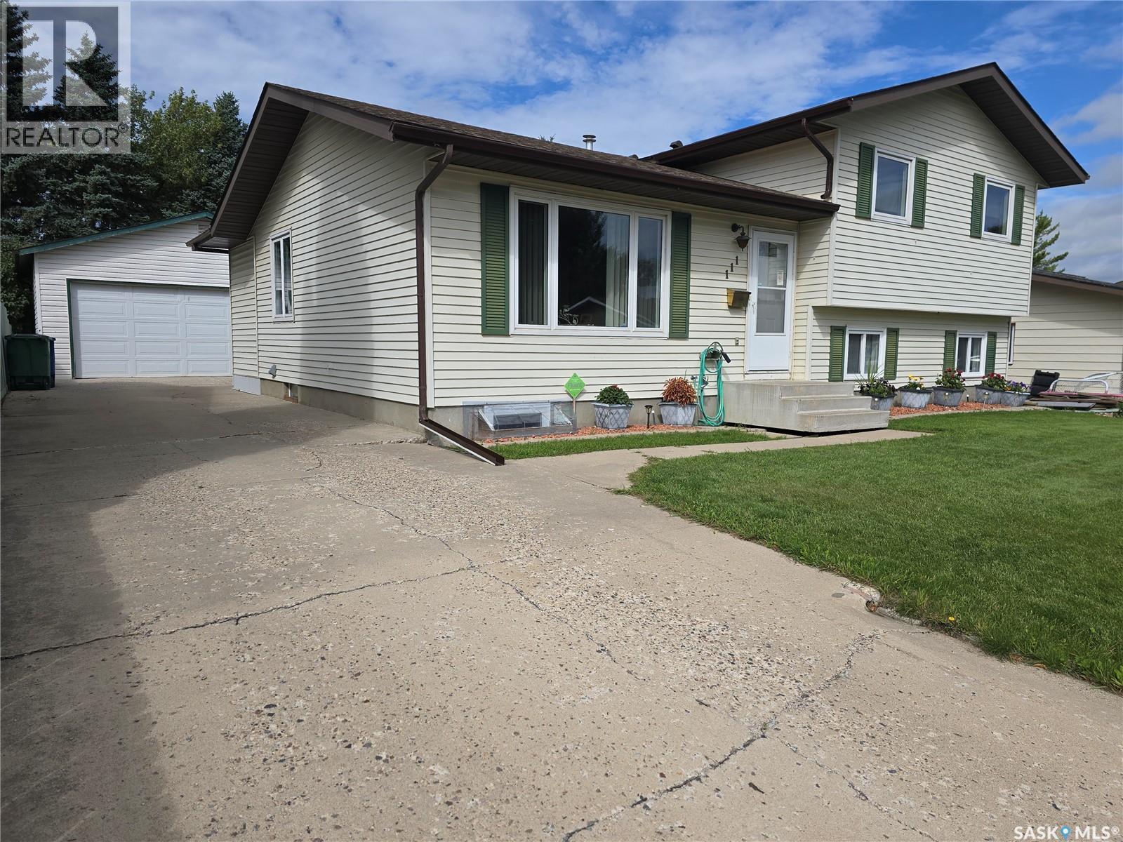 Photo 49 of 111 Oregan Crescent, Saskatoon SK