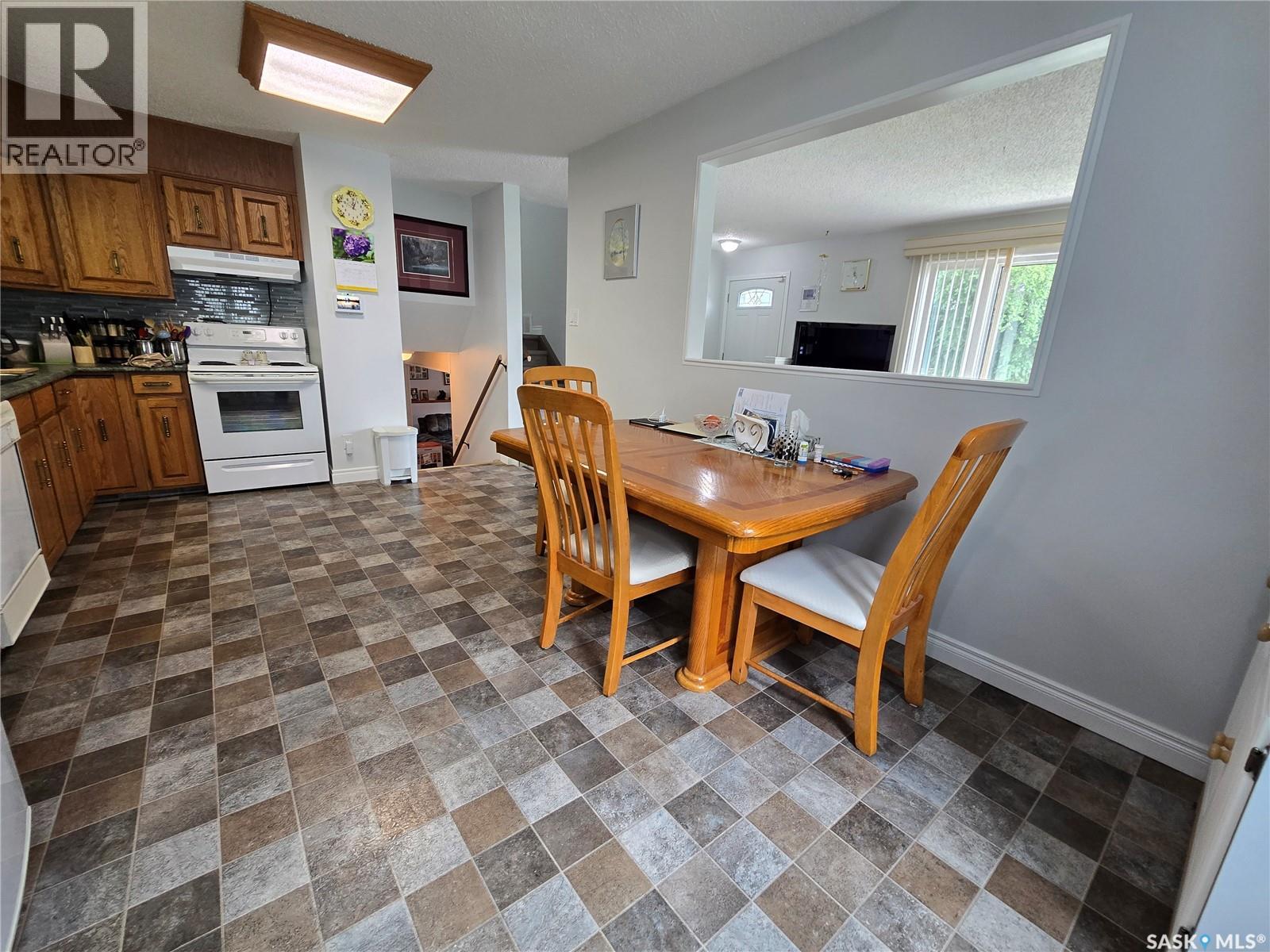 Photo 15 of 111 Oregan Crescent, Saskatoon SK