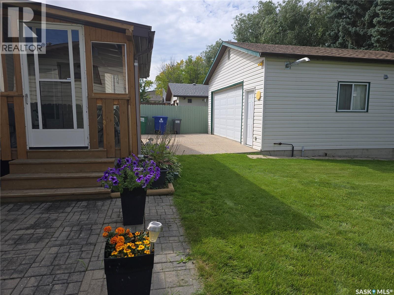 Photo 39 of 111 Oregan Crescent, Saskatoon SK