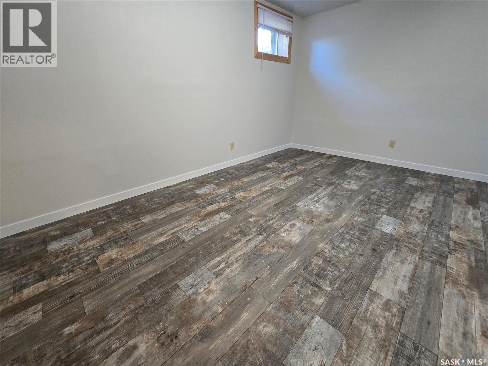 Photo 18 of 111 Oregan Crescent, Saskatoon SK