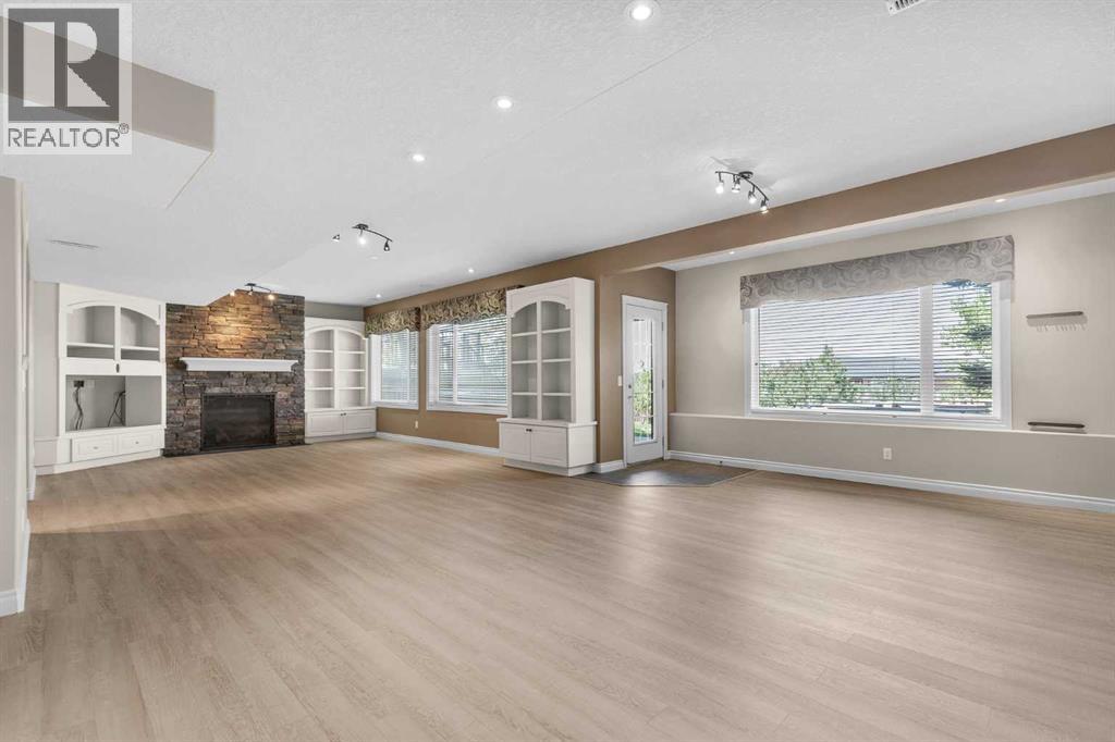 Single Family House for Sale in  Springborough Green SW Springbank Hill Calgary 
