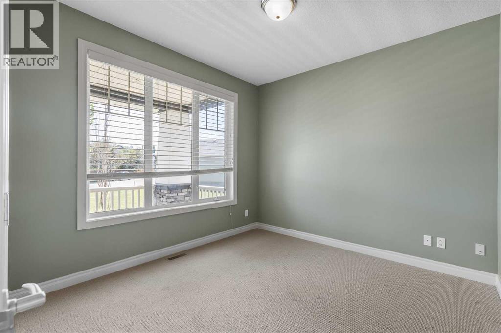 Single Family House for Sale in  Springborough Green SW Springbank Hill Calgary 