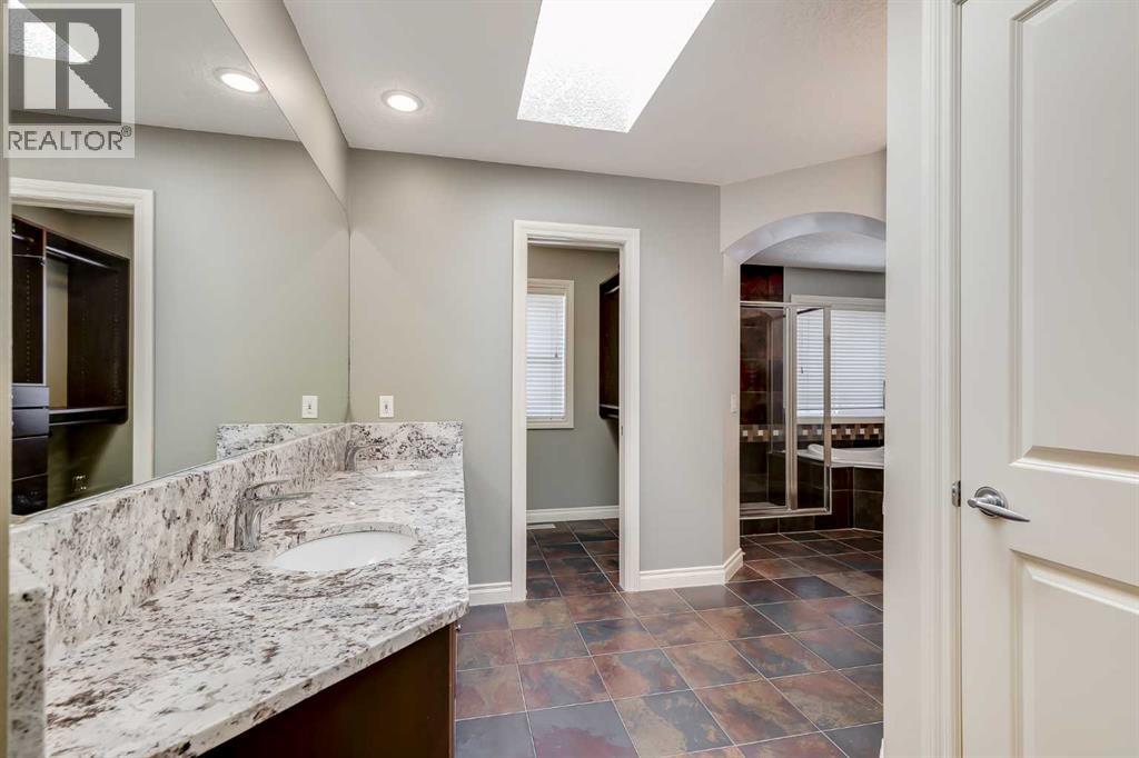 Single Family House for Sale in  Springborough Green SW Springbank Hill Calgary 