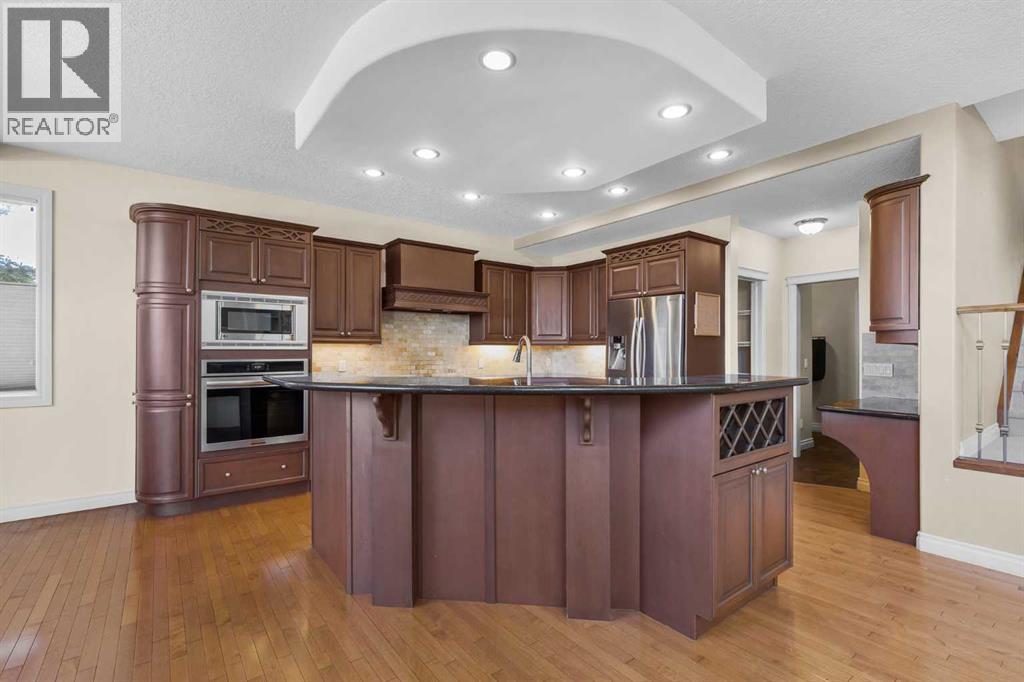 Single Family House for Sale in  Springborough Green SW Springbank Hill Calgary 