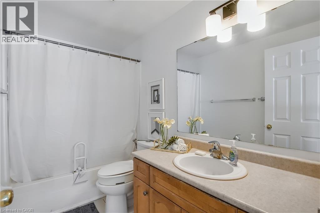 Photo 21 of 606 Brandenburg Boulevard, Waterloo ON