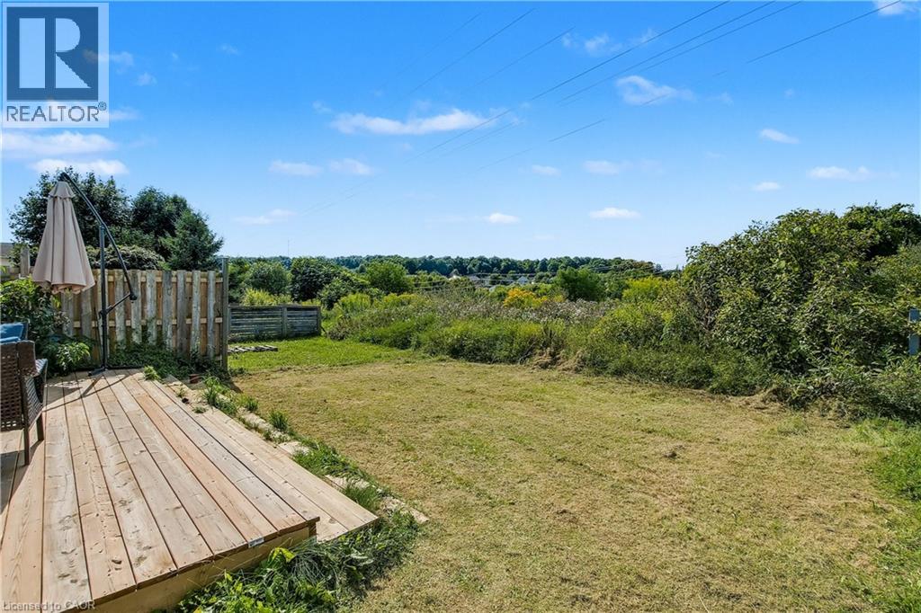 Photo 35 of 606 Brandenburg Boulevard, Waterloo ON