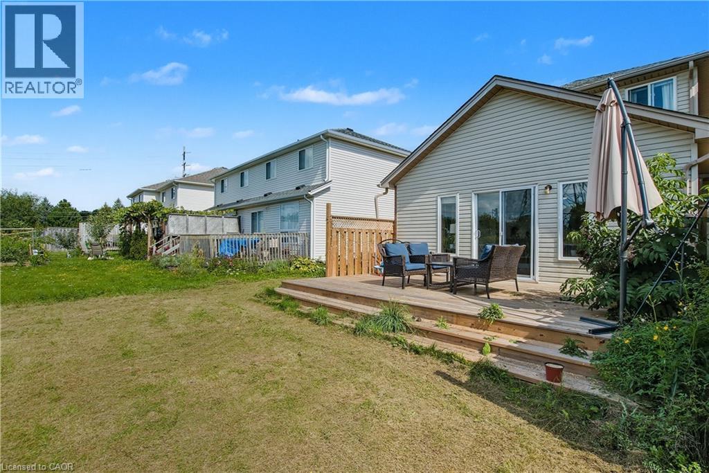 Photo 36 of 606 Brandenburg Boulevard, Waterloo ON