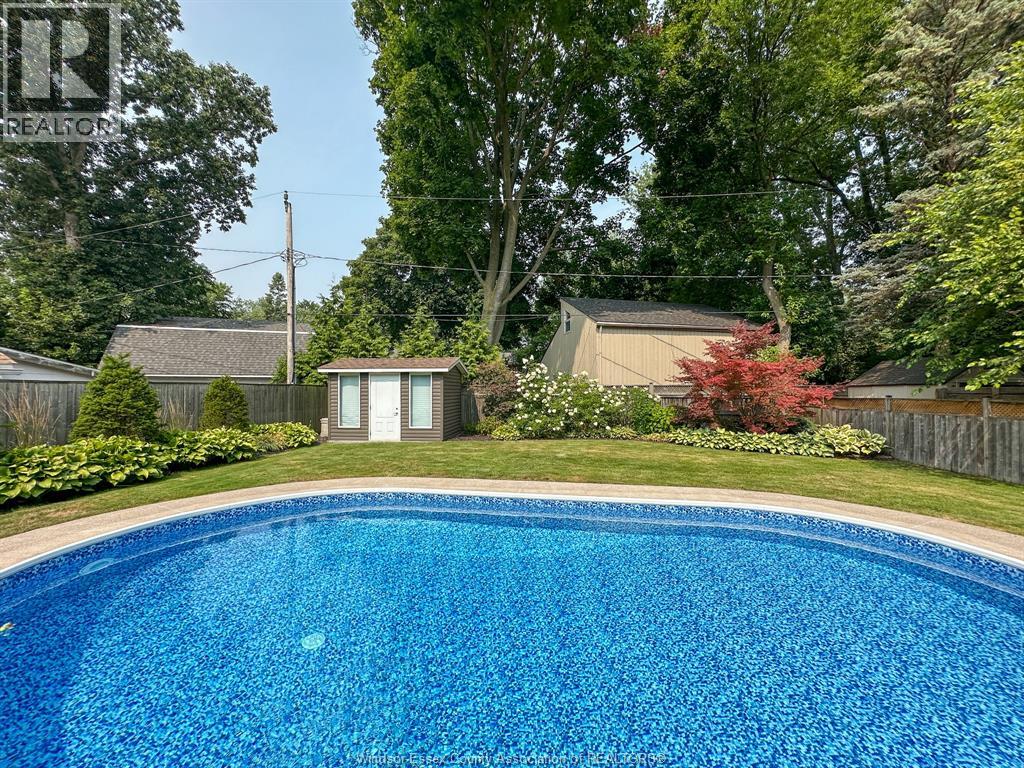 Photo 38 of 157 Kensington Boulevard, Tecumseh ON