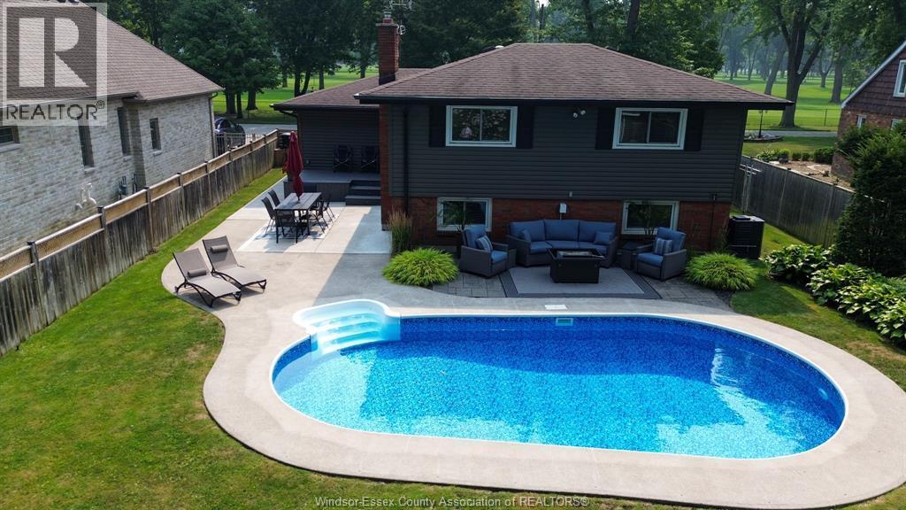Photo 40 of 157 Kensington Boulevard, Tecumseh ON