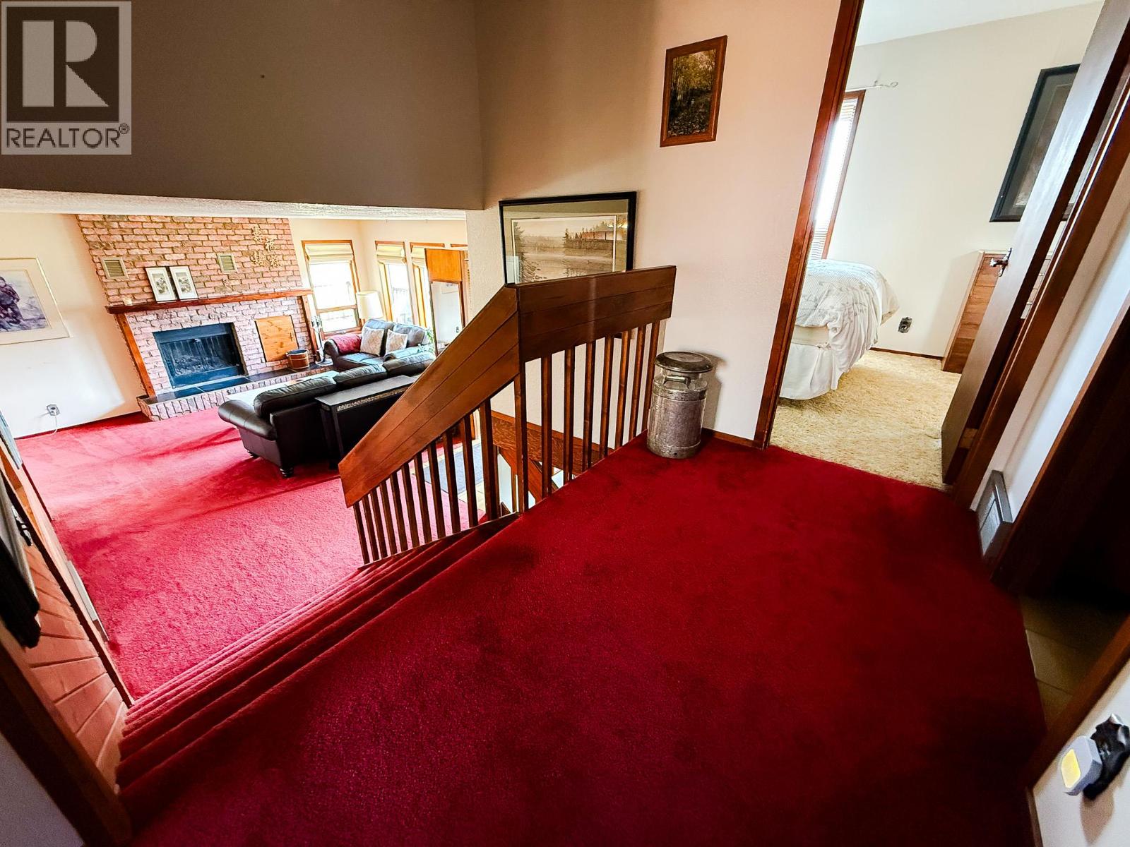 9917 2 Street, Dawson Creek