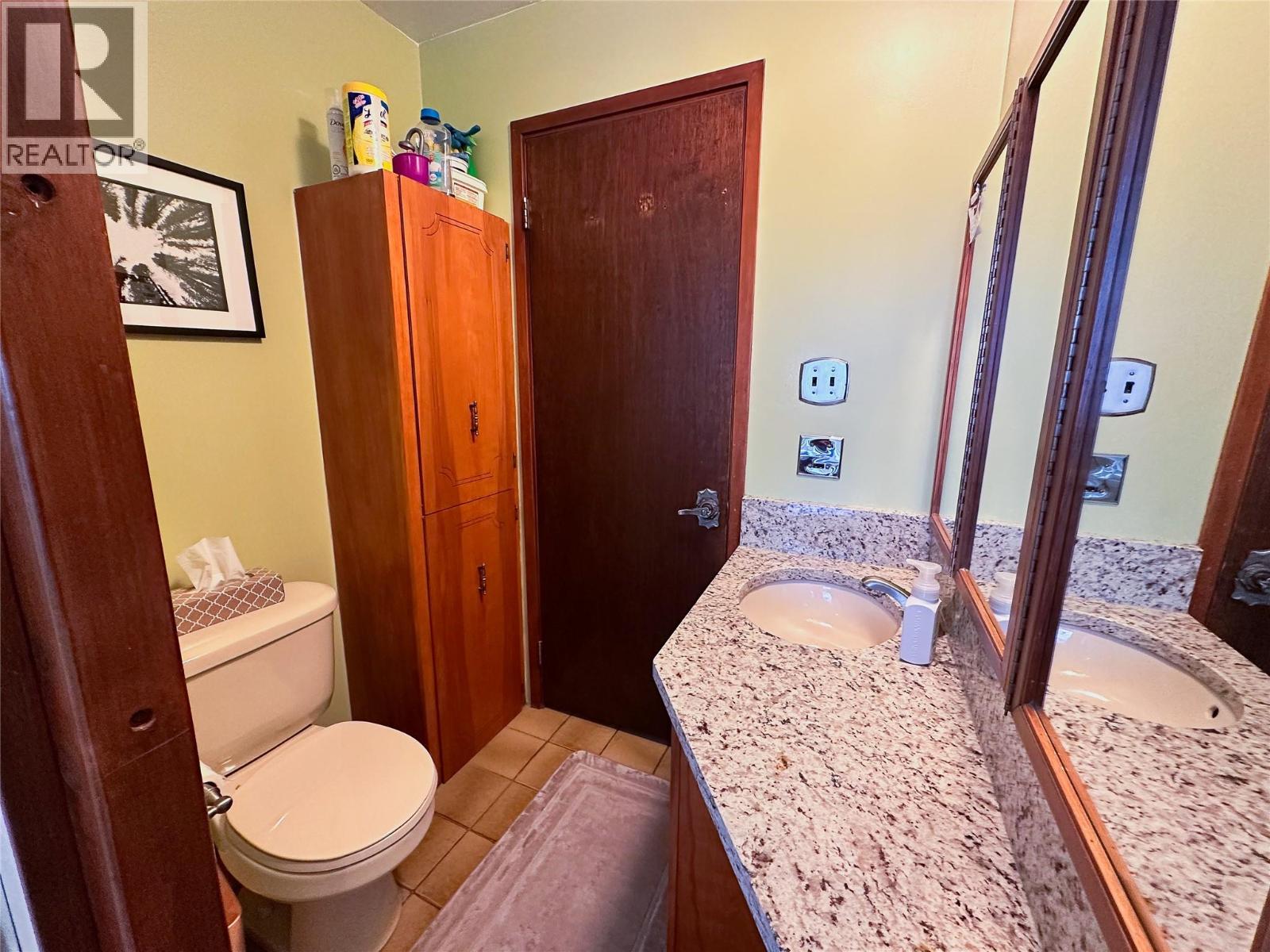 9917 2 Street, Dawson Creek