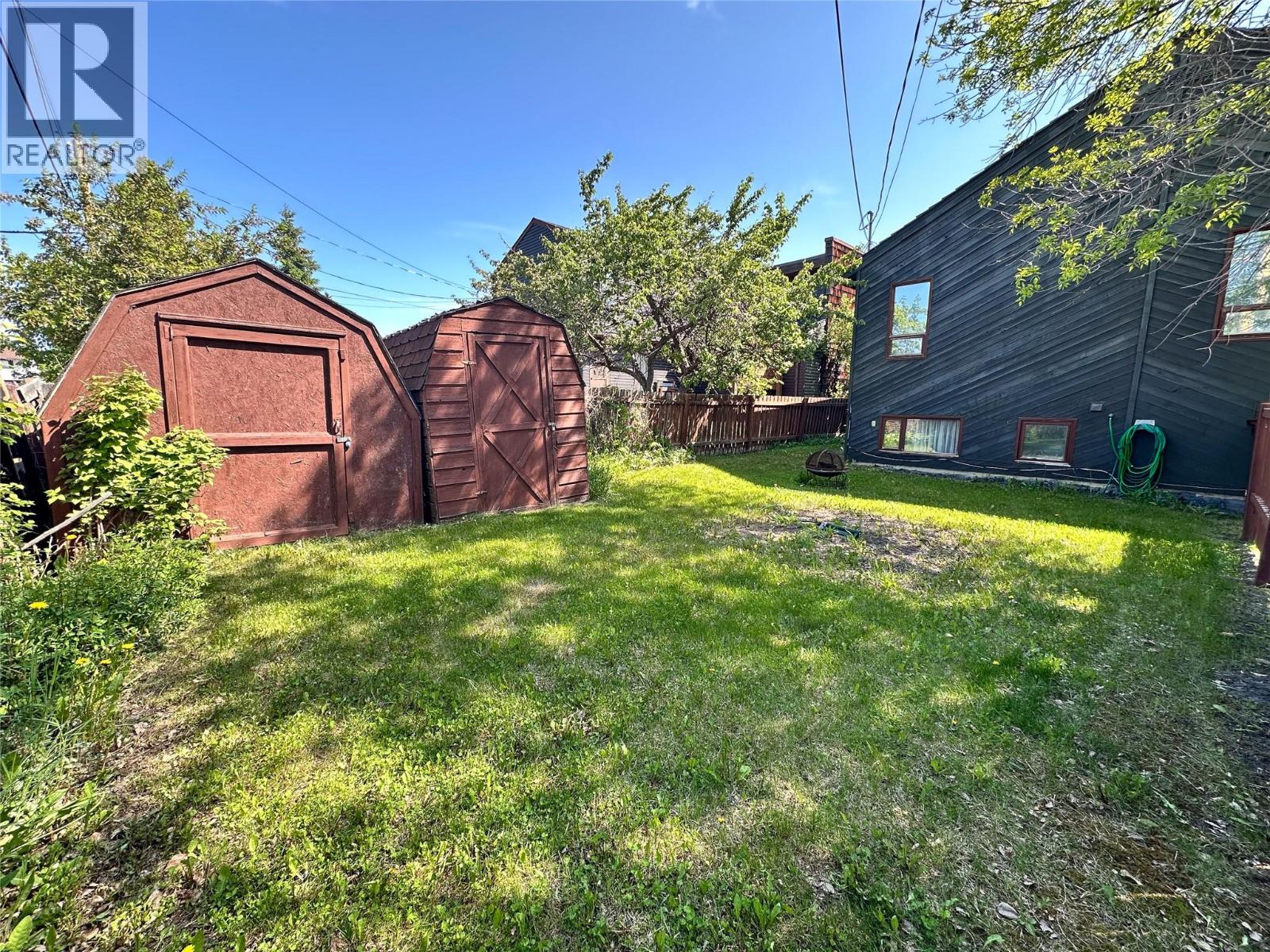 9917 2 Street, Dawson Creek