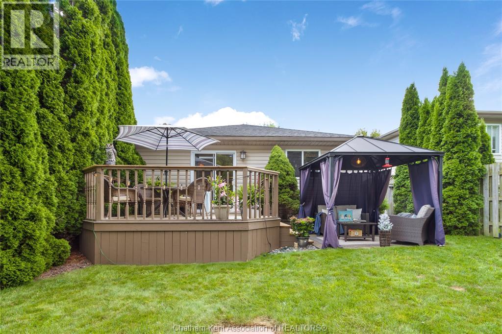 Photo 23 of 83 Greenfield Lane, Chatham ON