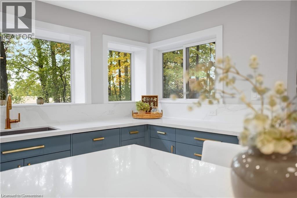 Photo 10 of 239 Corrie Crescent, Waterloo ON