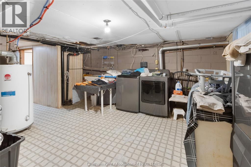 Photo 21 of 41 Maple Street, Chatham ON