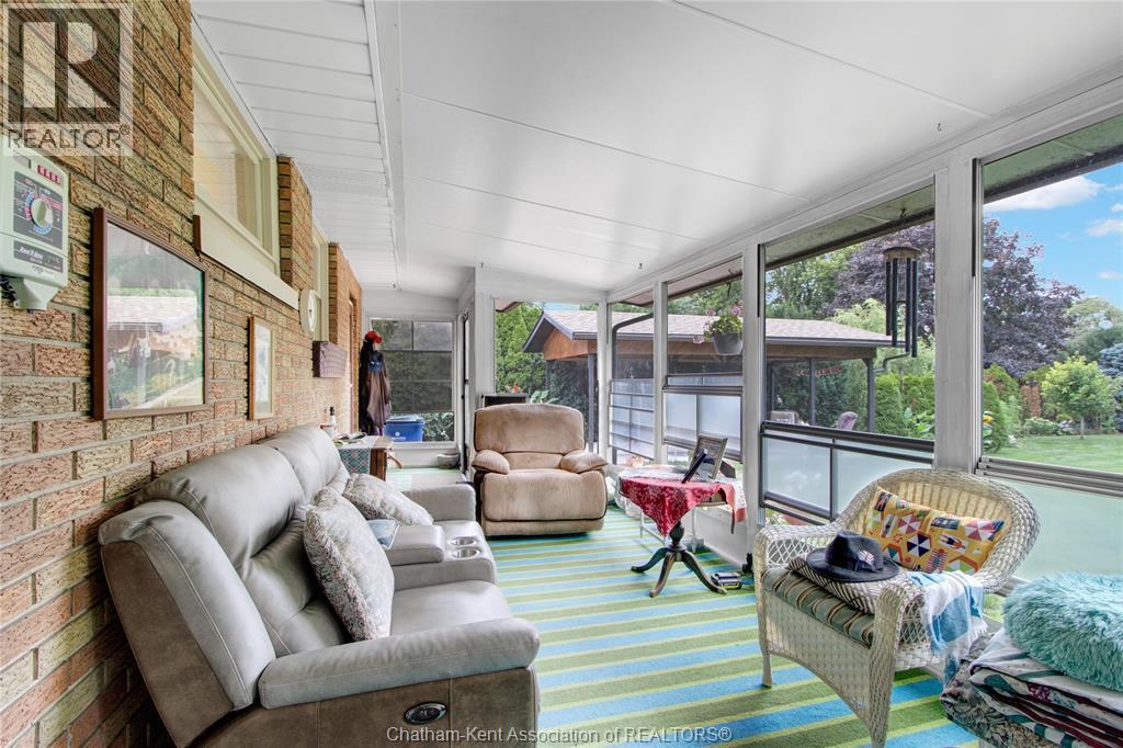 Photo 25 of 41 Maple Street, Chatham ON