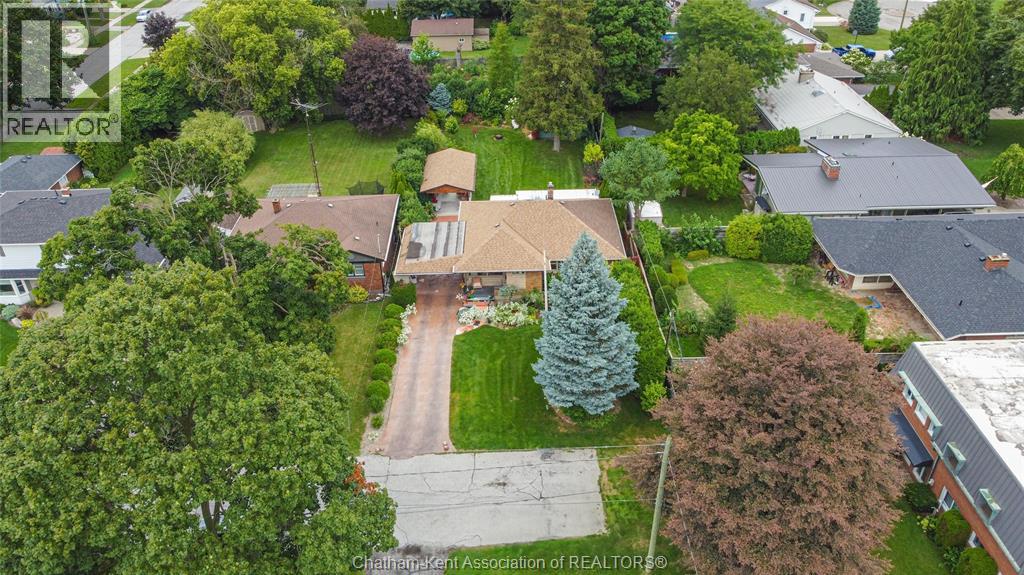 Photo 31 of 41 Maple Street, Chatham ON