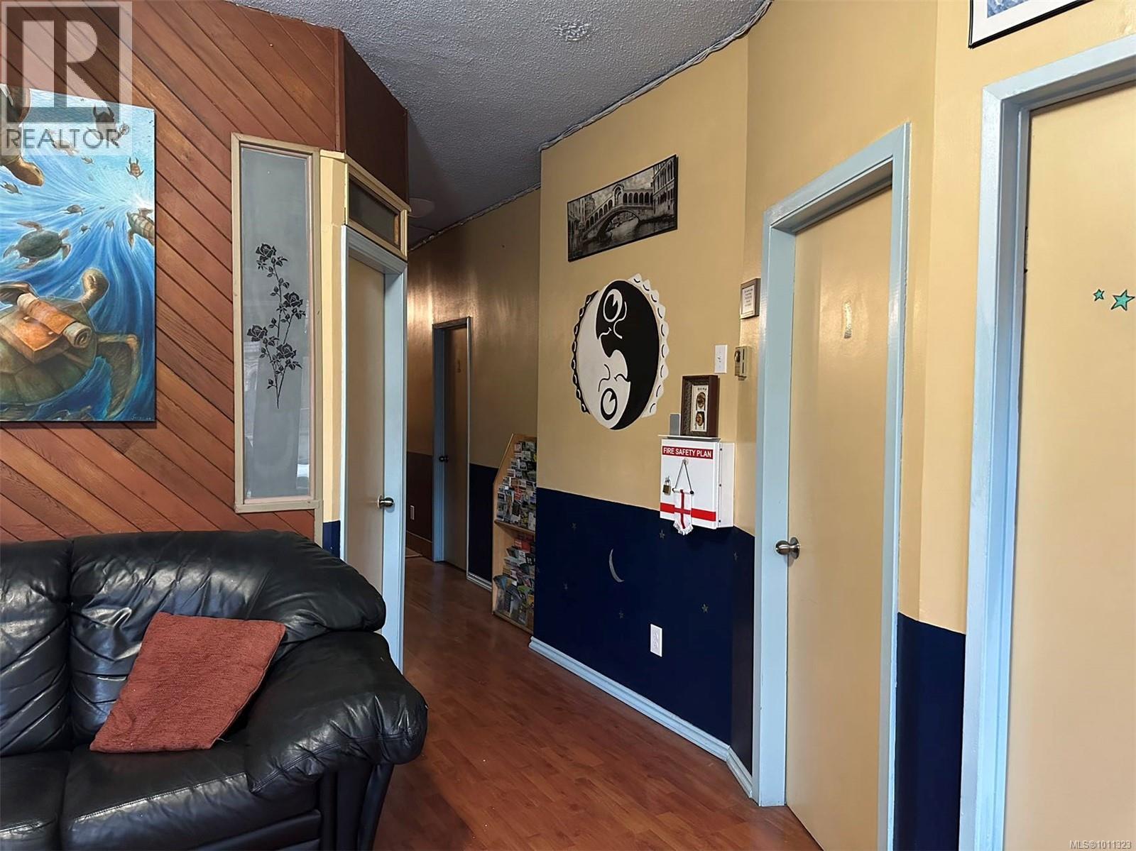 1608 Quadra St, Victoria