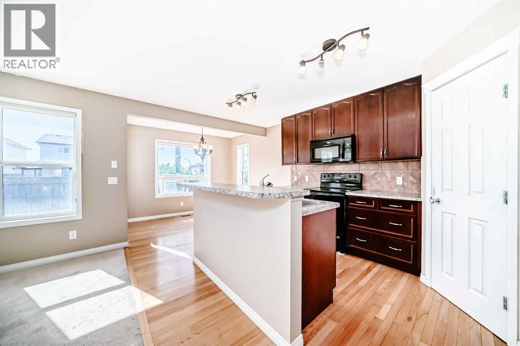Photo 9 of 7 Covecreek Place Ne, Calgary AB