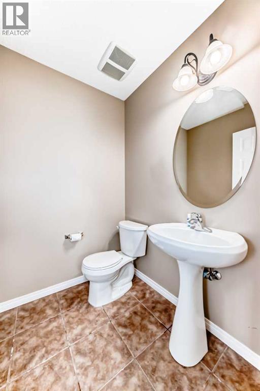 Photo 15 of 7 Covecreek Place Ne, Calgary AB