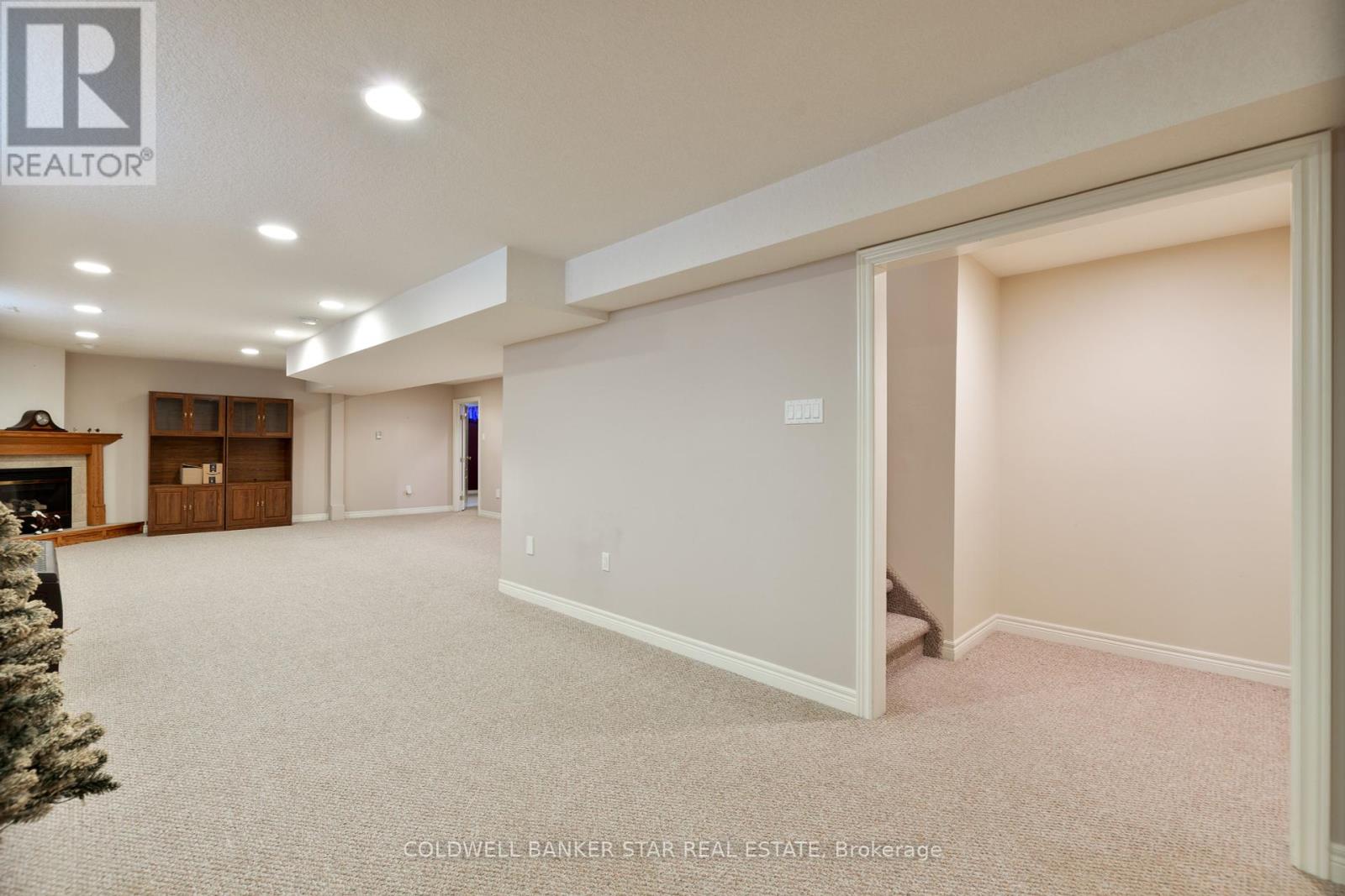 Photo 25 of 41 Faith Boulevard, St Thomas ON