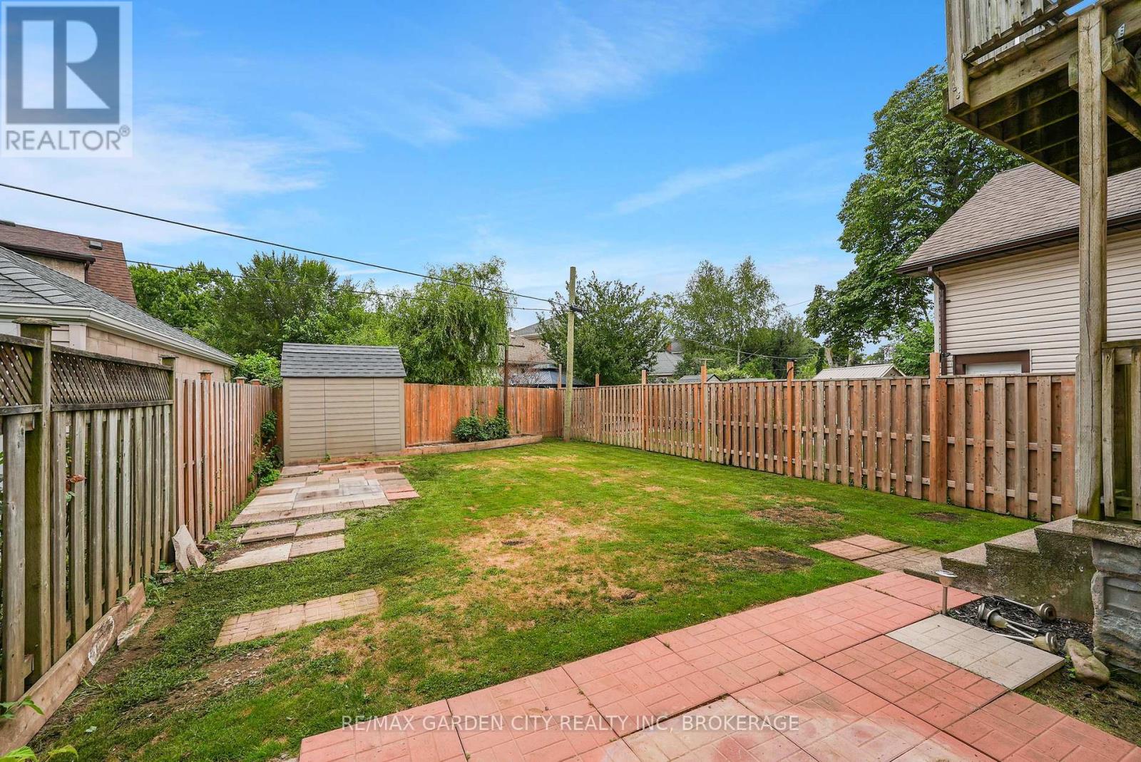 Photo 26 of 111 Lowell Avenue, St Catharines ON
