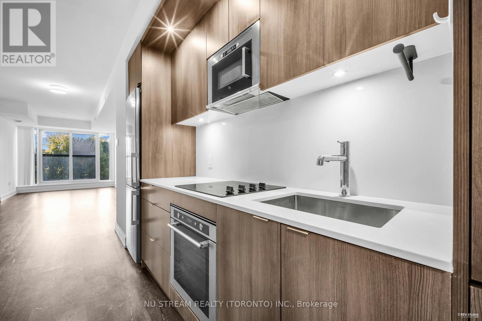Photo 12 of 330 20 Inn On The Park Drive, Toronto ON